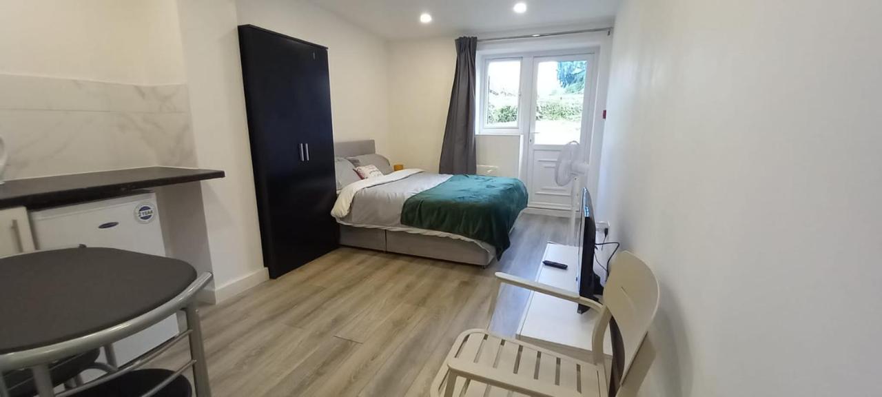 Stylish Home From Home Orpington Exteriör bild